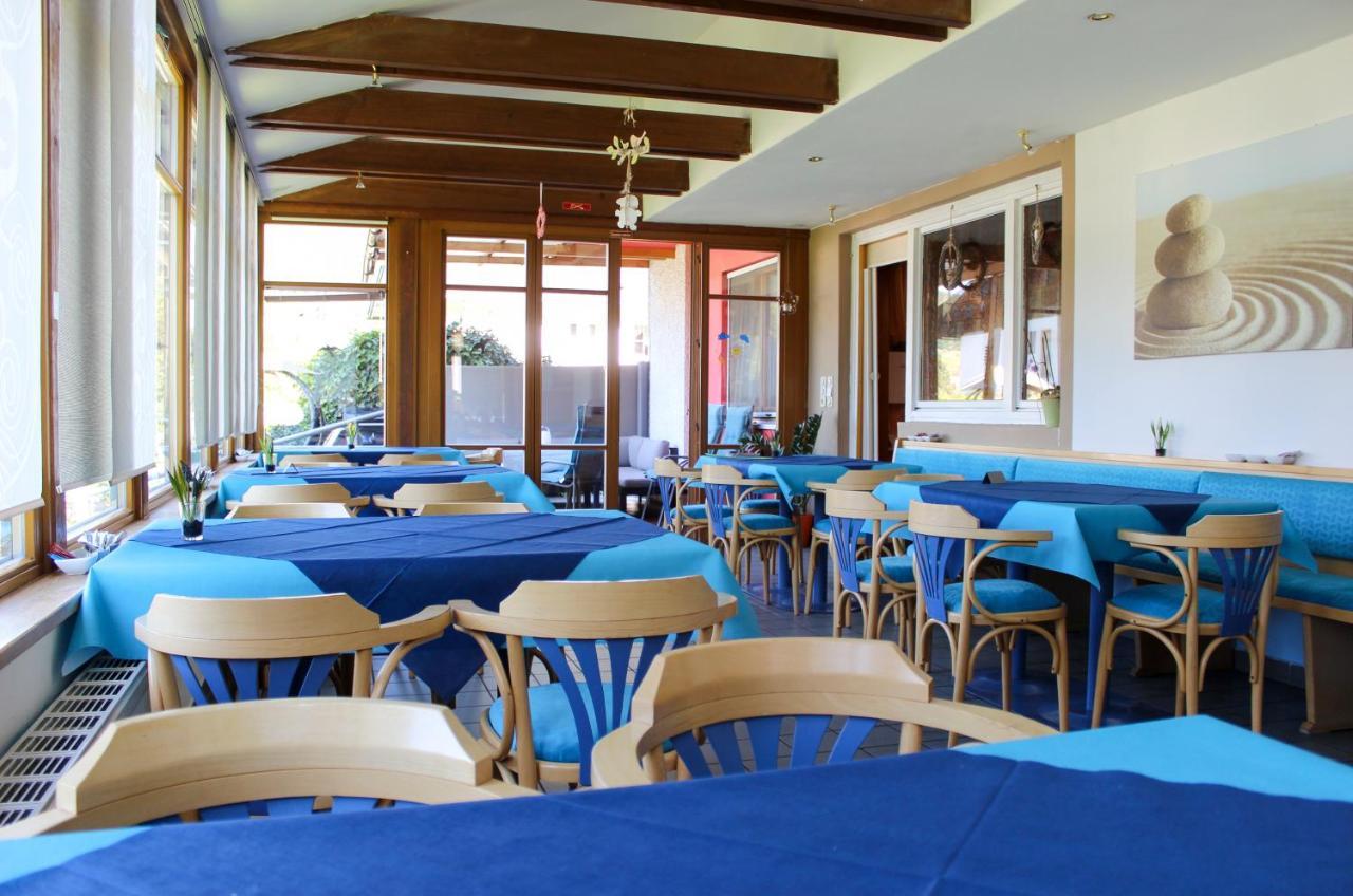 Pension Laerchenhof Guest house